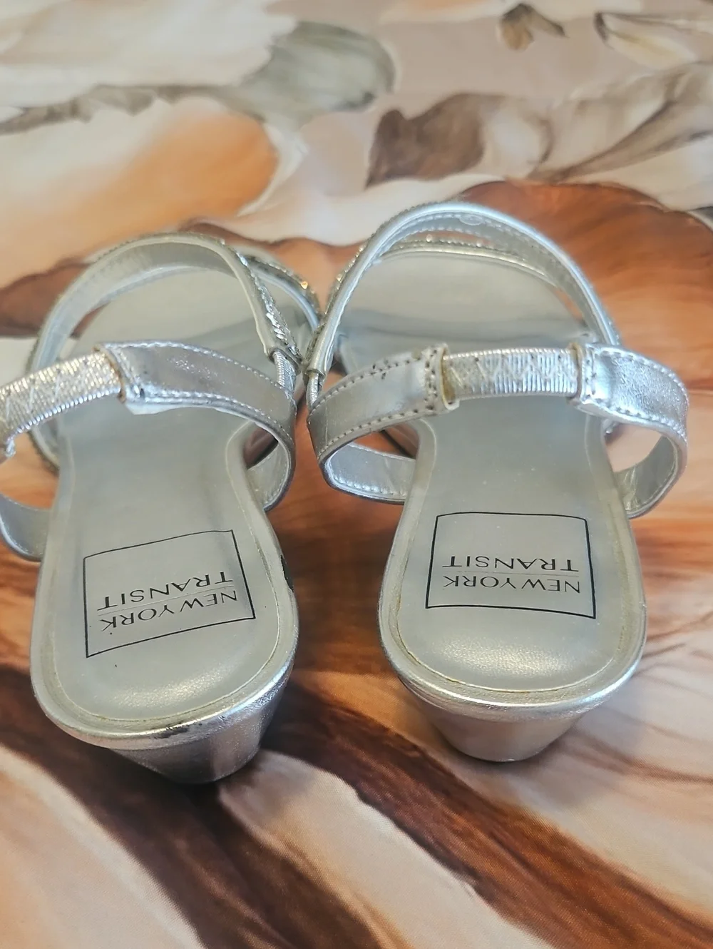 Sandals Embellished W  Stones Silver 8.5 Med Like New Low Heal By NY TRANSIT
